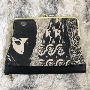 OBEY clutch black n tan EUC